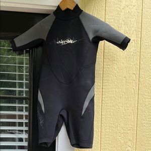 Kids wet suit